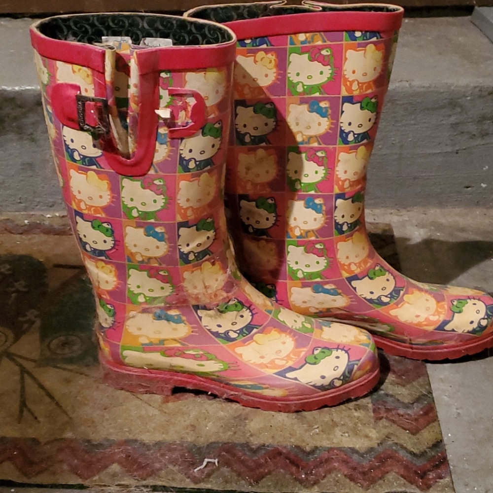 COPY - Hello kitty rain boots
